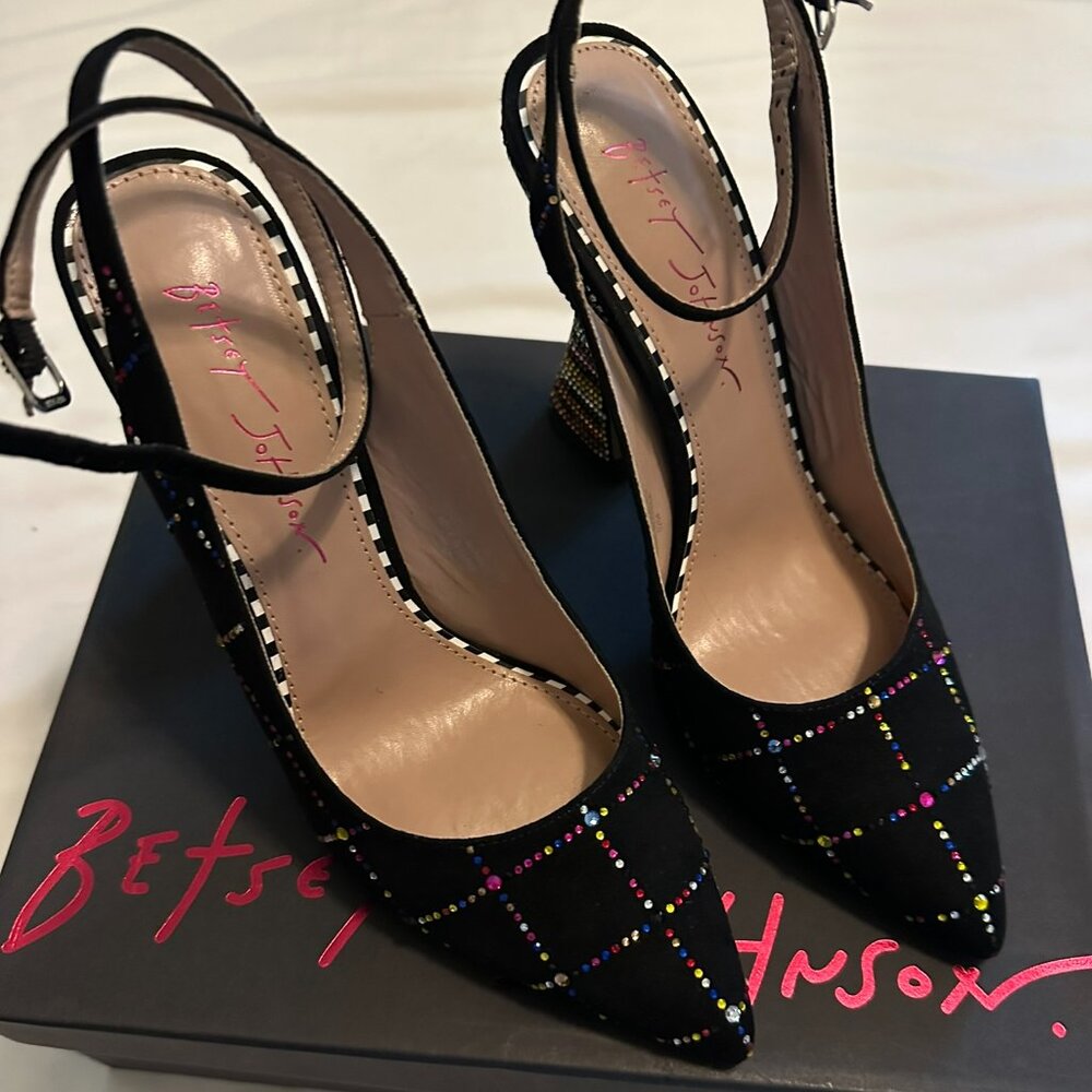 Betsey Johnson “Aniya” Black Multi Slingback Heels – Size 8  Condition: Worn Onc
